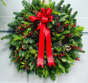 Red Ilex Festive Wreath